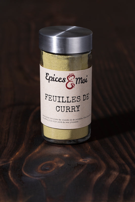 Feuilles de curry en poudre
